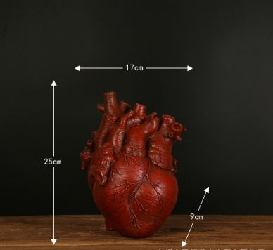 Nordic Style Heart Shaped Flower Vase Sculpture