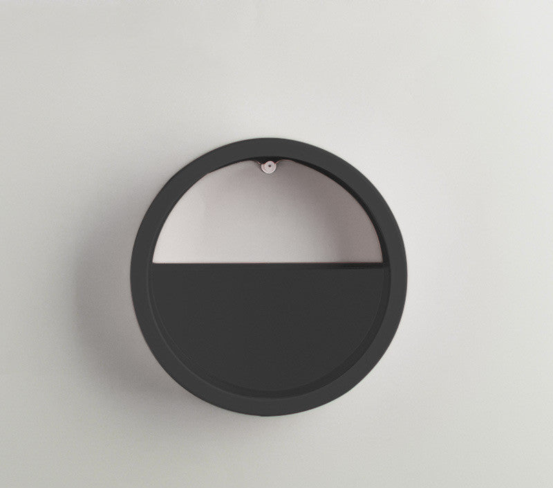 Round Wall Mounted Flower Vase