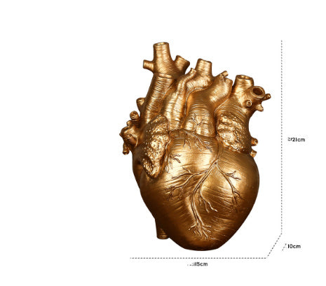 Nordic Style Heart Shaped Flower Vase Sculpture