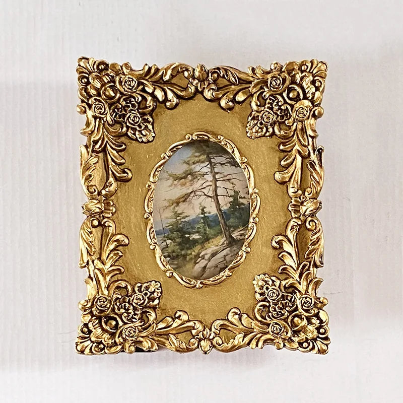European Resin Wall Mounted Photo Frame