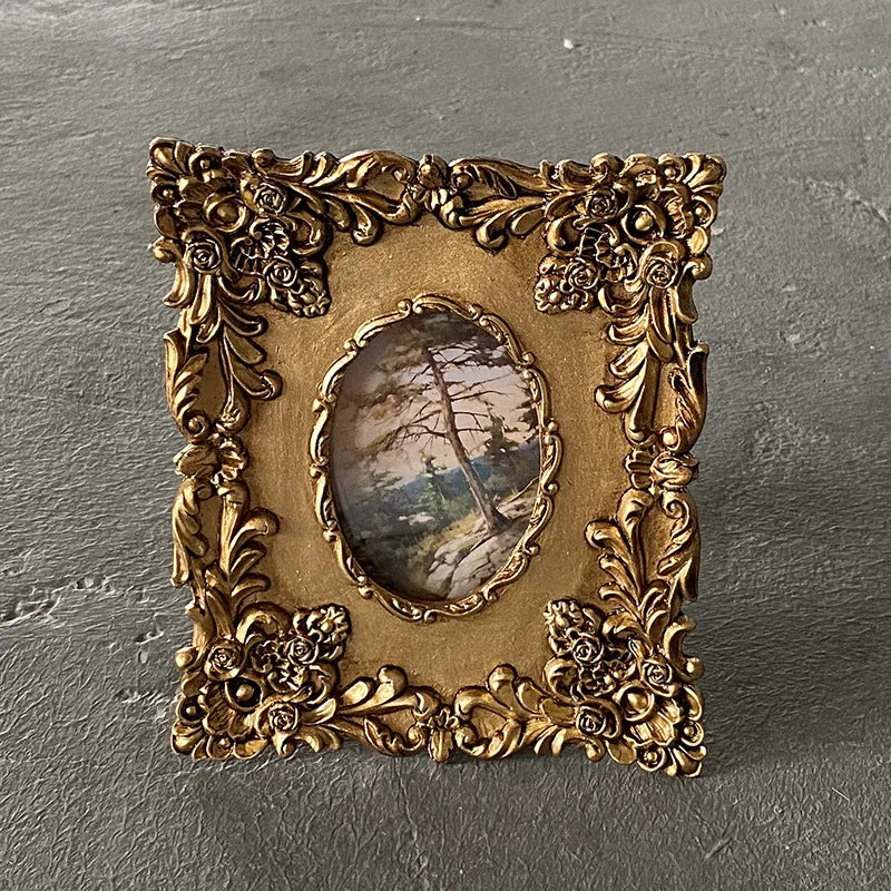 European Resin Wall Mounted Photo Frame